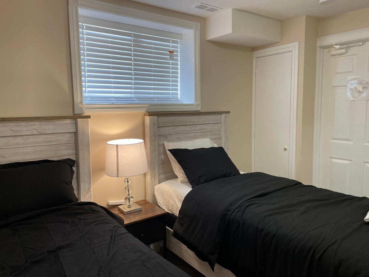 Super Luxury & Cozy Lower Level Apartment In Nw Calgary, Ab Close To Banff Eksteriør bilde