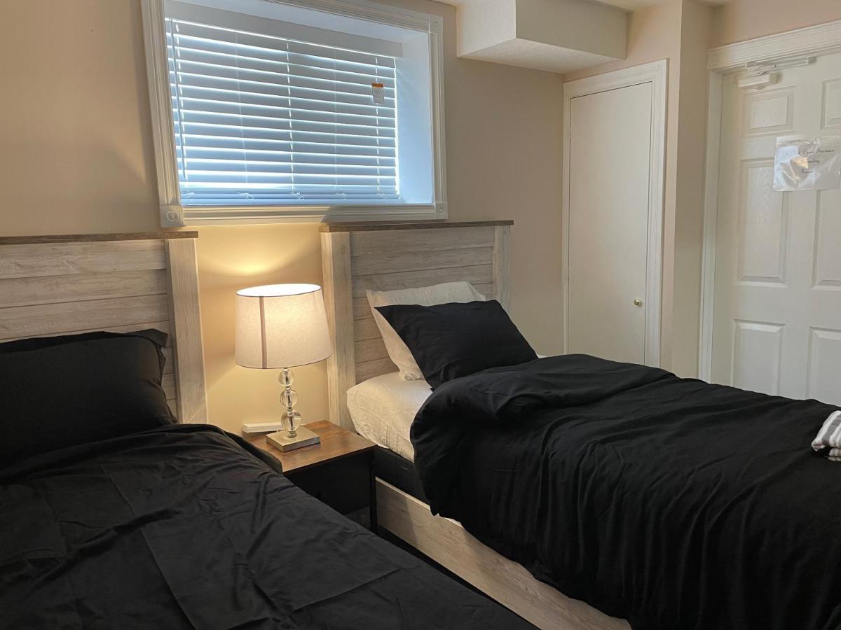 Super Luxury & Cozy Lower Level Apartment In Nw Calgary, Ab Close To Banff Eksteriør bilde